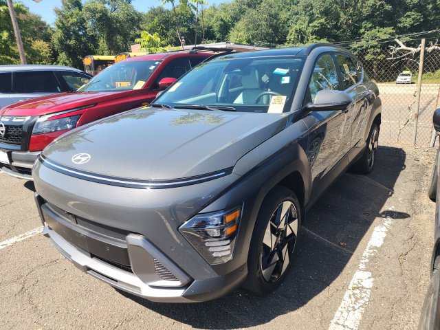 Used 2024 Hyundai Kona Limited AWD/4WD image 4