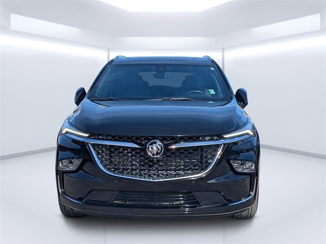 Used 2023 Buick Enclave Avenir w/ Avenir Technology Package image 8