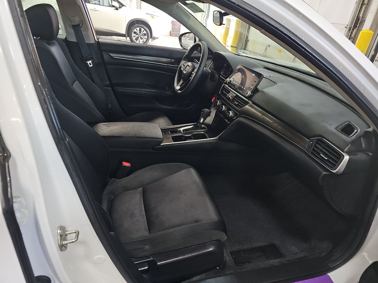Used 2019 Honda Accord LX image 13