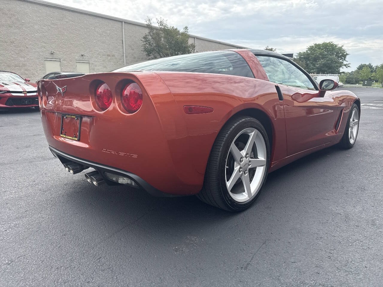 Used 2005 Chevrolet Corvette Coupe w/ Preferred Equipment Group RWD image 10