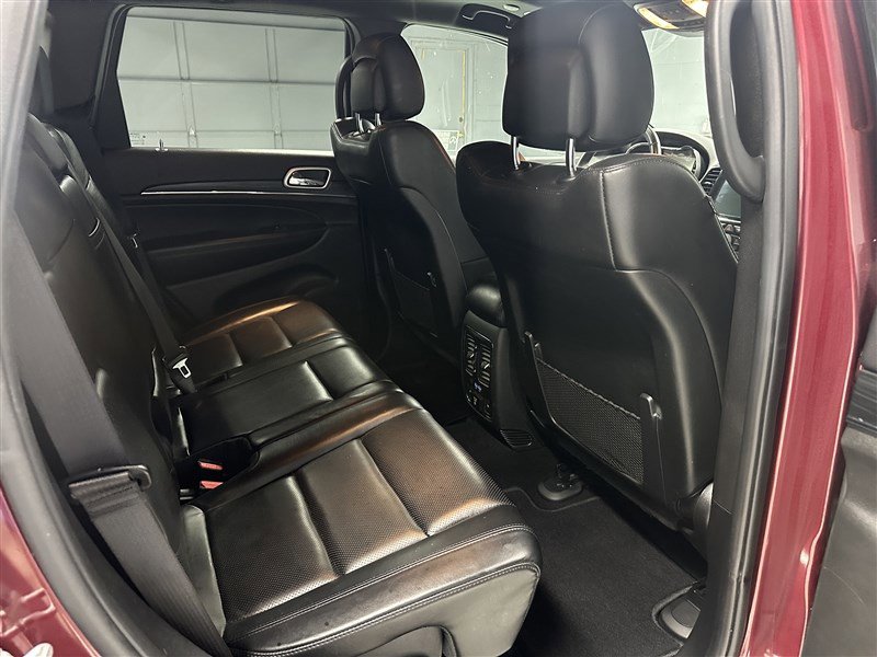 Used 2019 Jeep Grand Cherokee Limited w/ Luxury Group II AWD/4WD image 11
