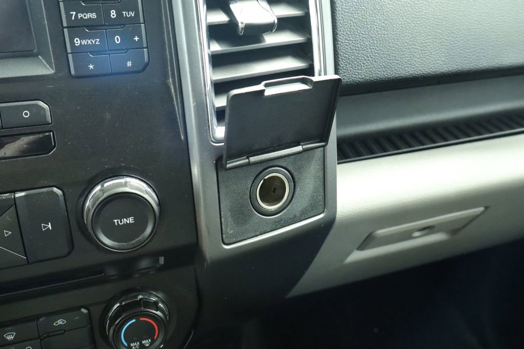 Used 2016 Ford F150 XLT w/ Heavy-Duty Payload Package image 49