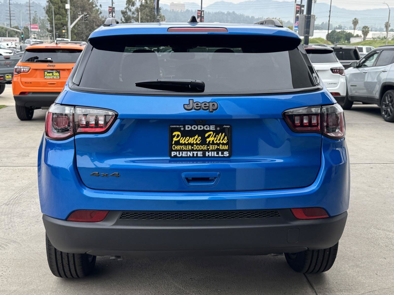 New 2026 Jeep Compass Latitude AWD/4WD image 5