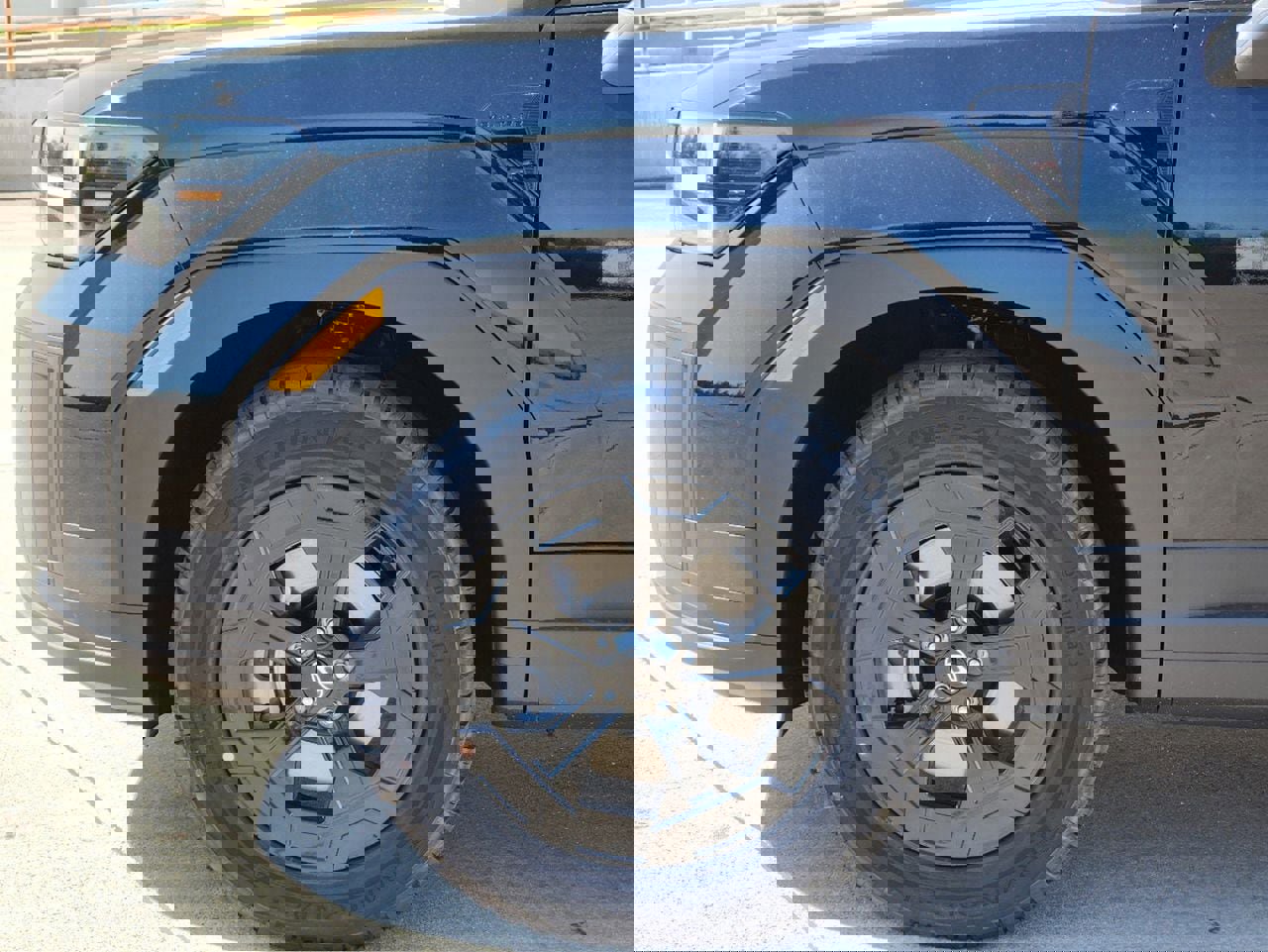 Certified 2025 Hyundai Santa Fe XRT image 5