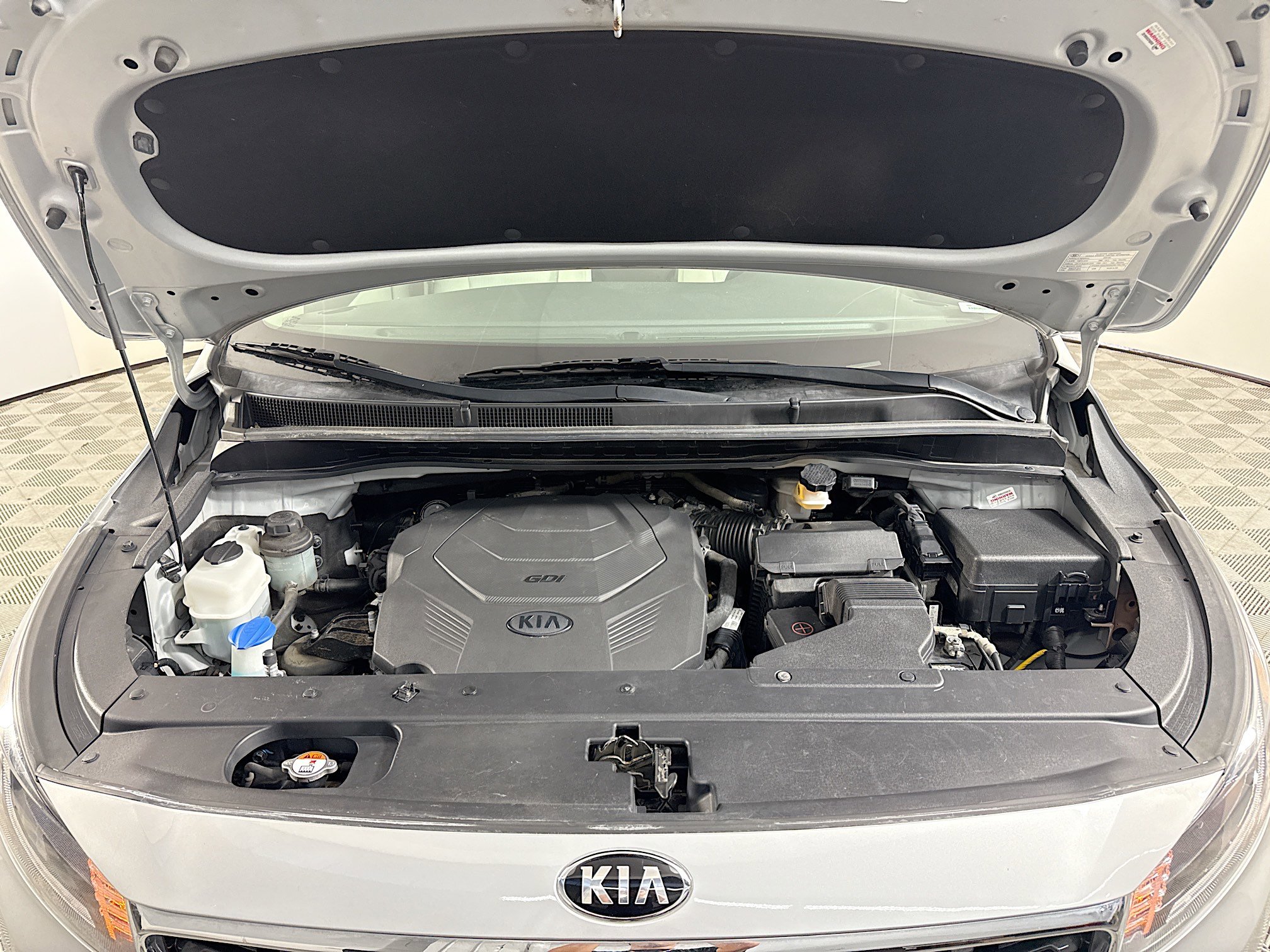 Used 2019 Kia Sedona LX image 36