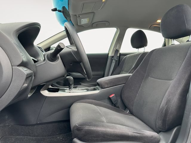 Used 2013 Nissan Altima 2.5 S FWD image 10