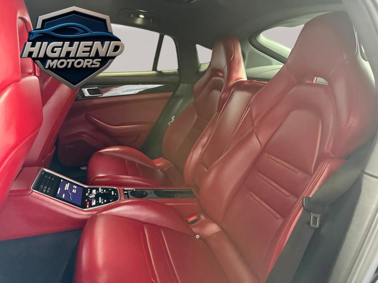 Used 2018 Porsche Panamera 4S image 21
