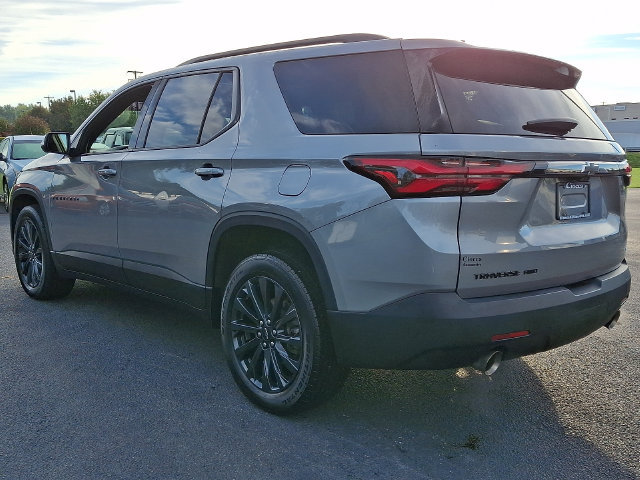 Used 2023 Chevrolet Traverse RS w/ LPO, Cargo Package AWD/4WD image 7