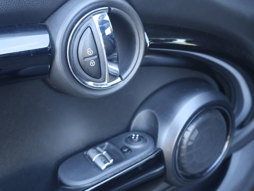 Used 2017 MINI Cooper S FWD image 21