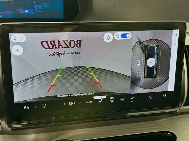 New 2025 Ford Expedition Active image 16