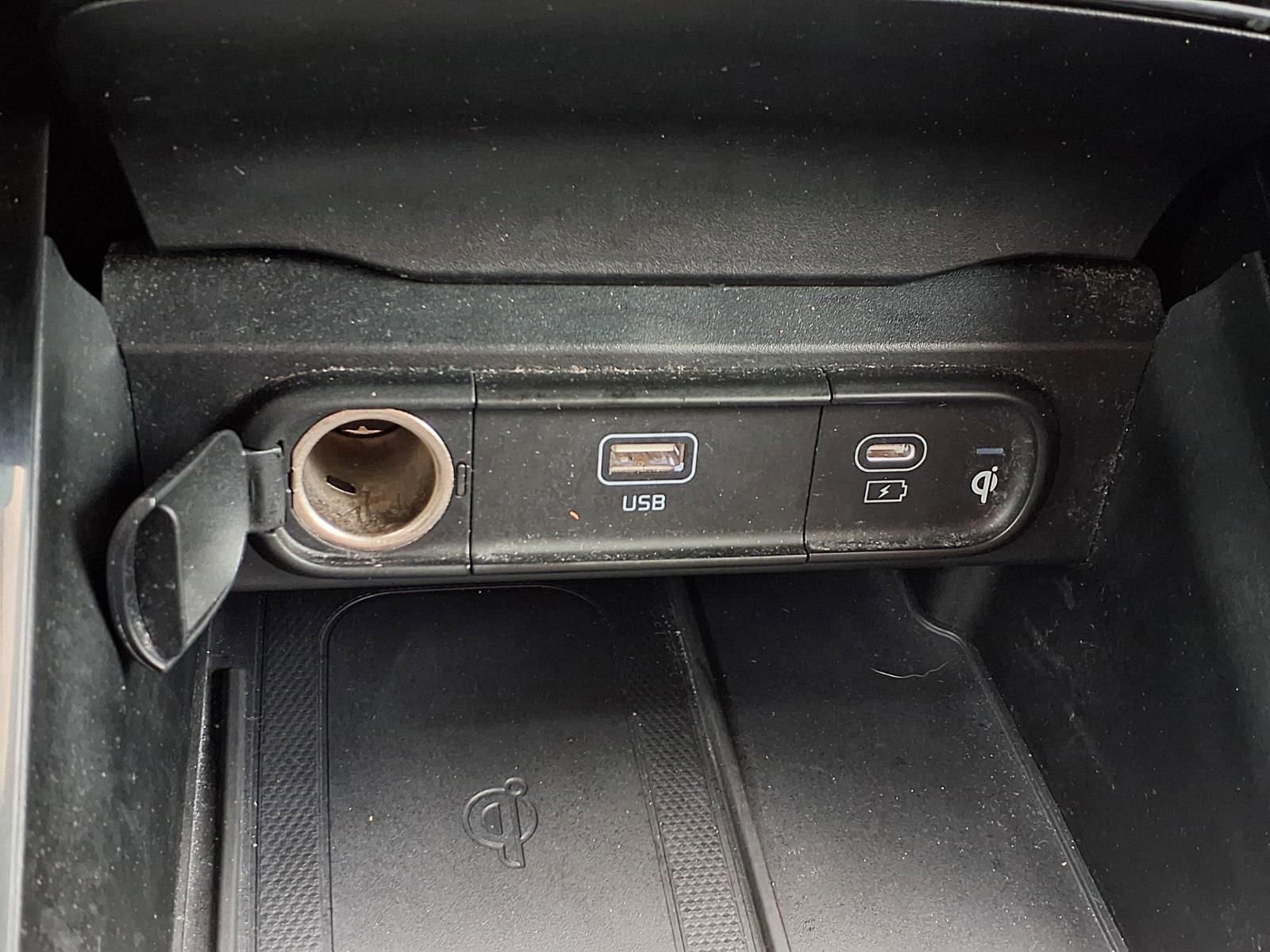 Used 2025 Kia Telluride S image 7