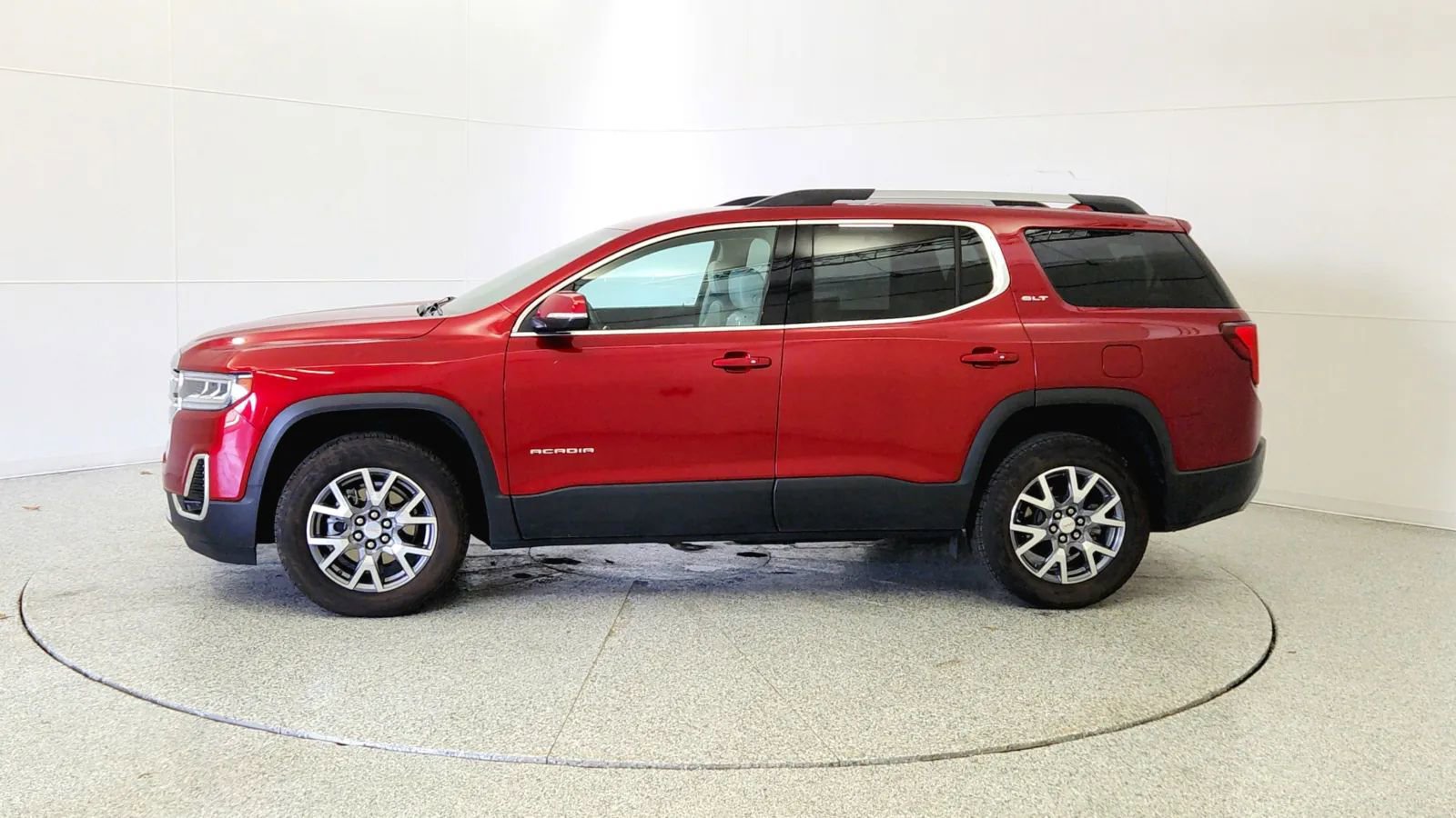 Used 2023 GMC Acadia SLT image 4