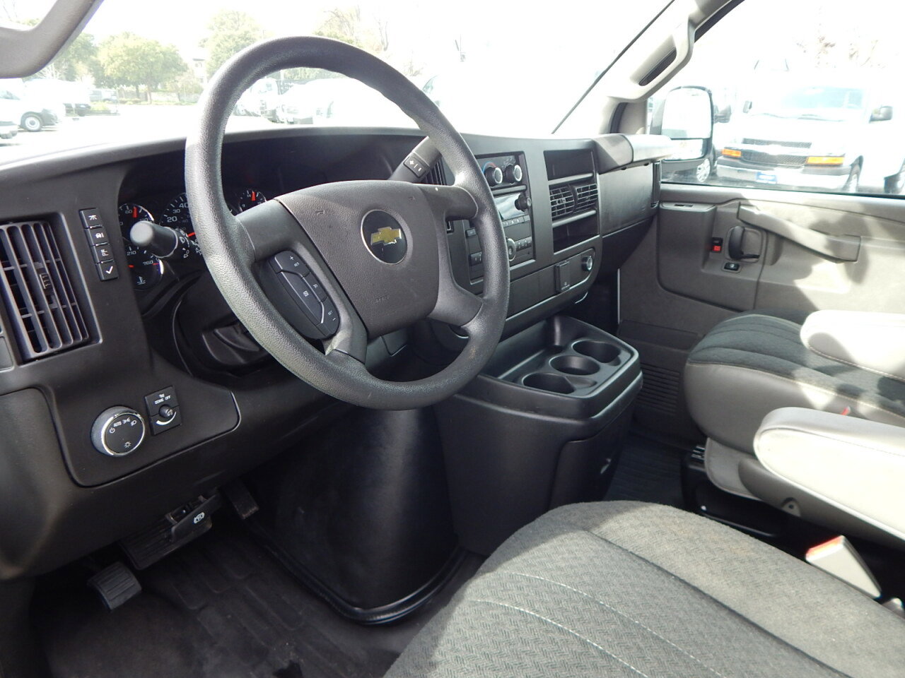 Used 2024 Chevrolet Express 2500 w/ Driver Convenience Package image 18