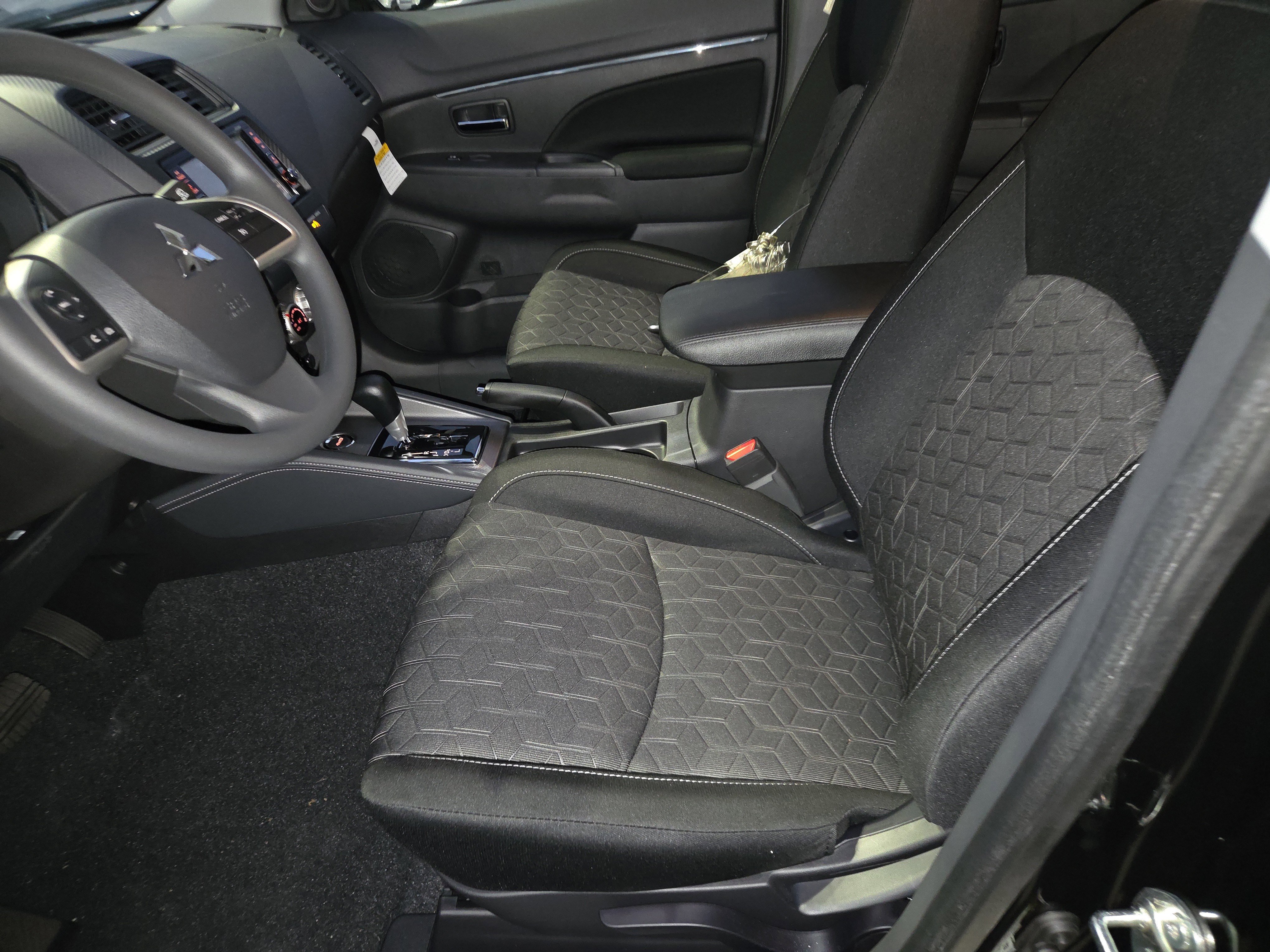 New 2025 Mitsubishi Outlander Sport AWD image 4