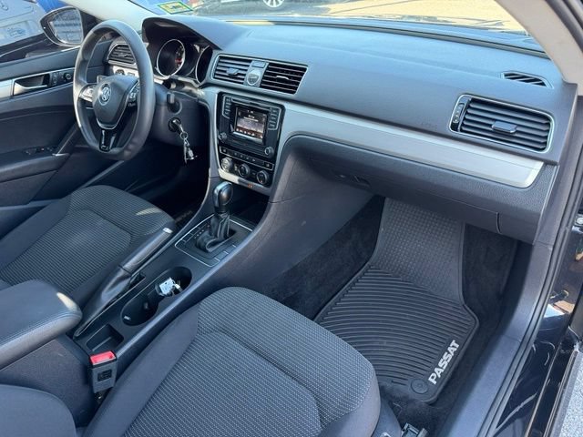 Used 2017 Volkswagen Passat 1.8T S FWD image 13