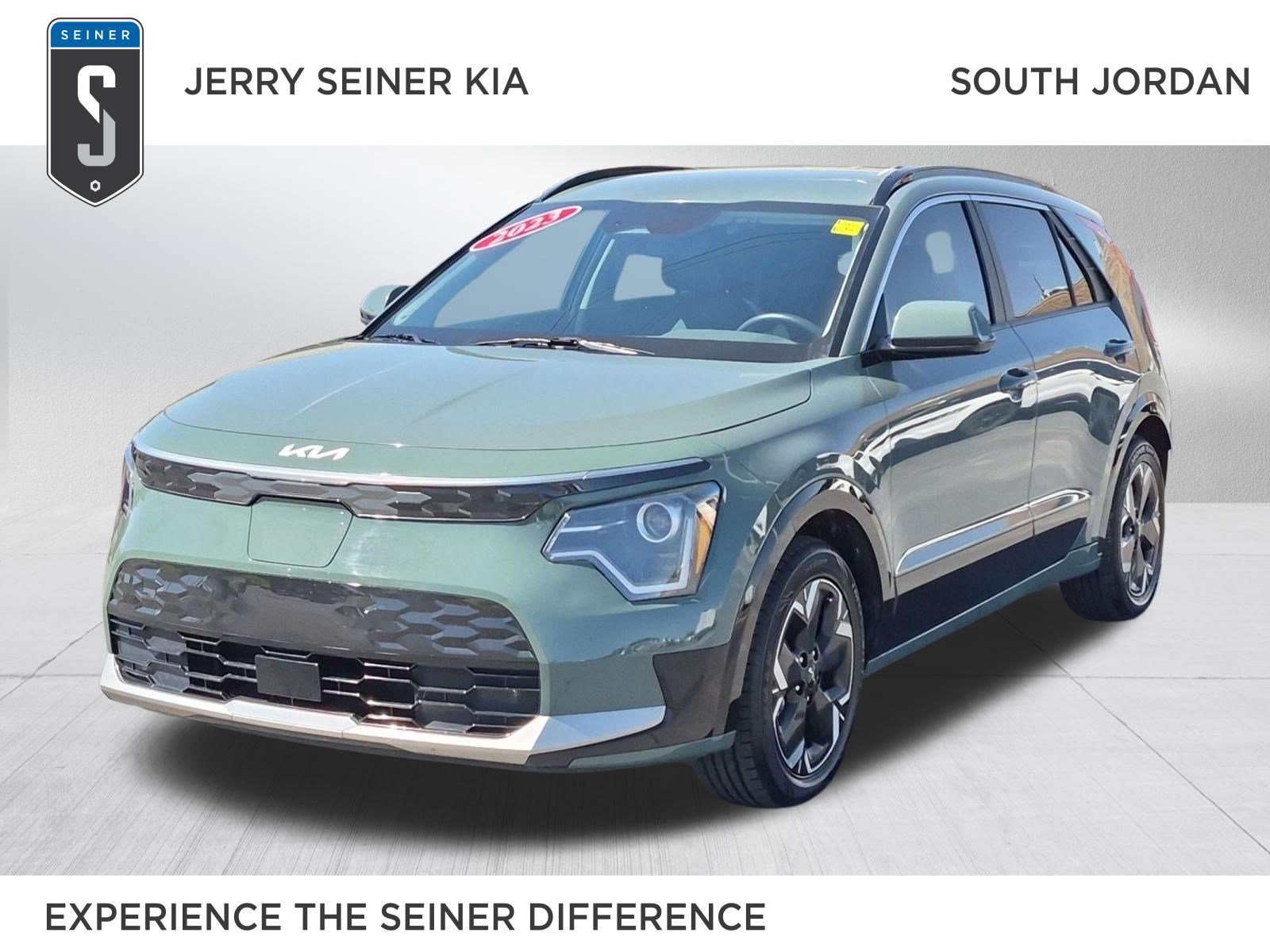 Used 2023 Kia Niro Wind w/ Wind Preserve Package FWD image 1