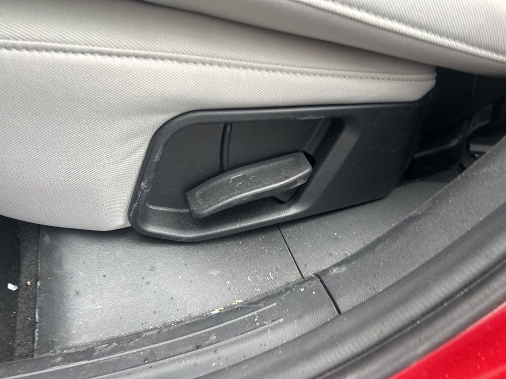 Used 2025 Hyundai Tucson SE image 23