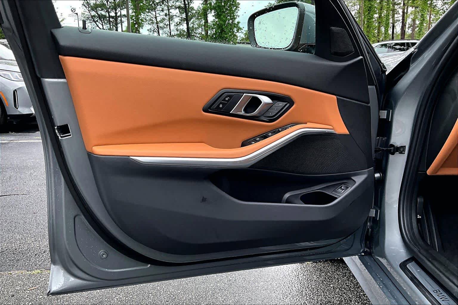 Certified 2025 BMW 330i Sedan RWD image 22