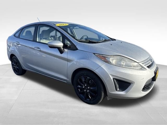 Used 2013 Ford Fiesta S image 1