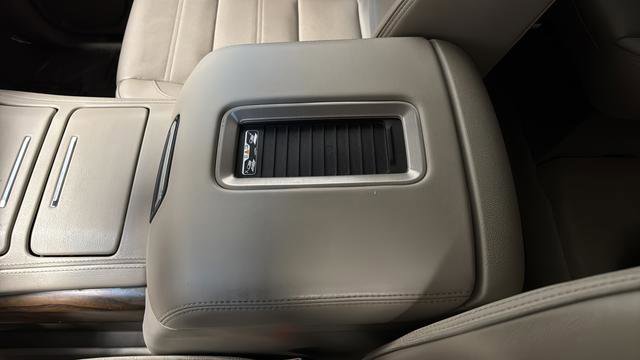 Used 2019 GMC Yukon Denali w/ Denali Ultimate Package image 20