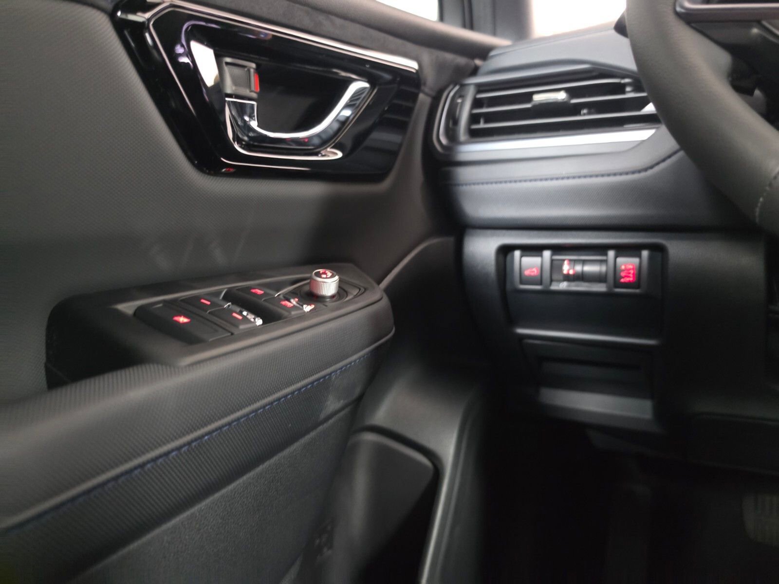 New 2026 Subaru Forester Limited AWD/4WD image 30