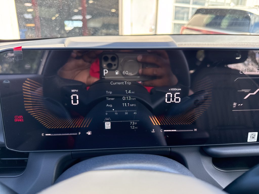 New 2027 Kia Seltos X-Line S w/ X-Line S Premium Package AWD/4WD image 18