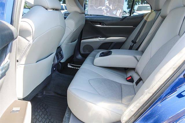 Used 2023 Toyota Camry XSE image 14