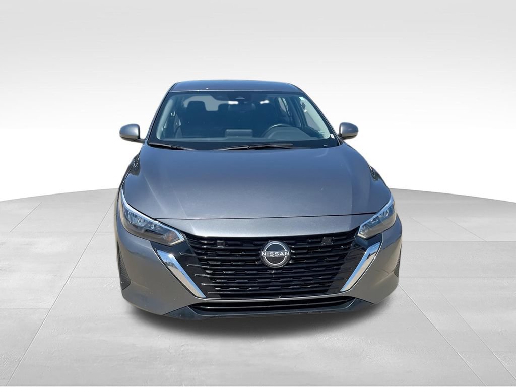 Used 2024 Nissan Sentra SV FWD image 3