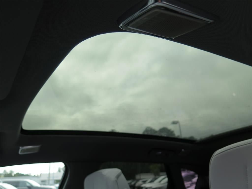 New 2025 Cadillac Optiq Sport 2 image 14