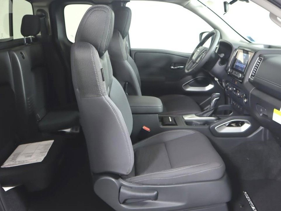 Certified 2024 Nissan Frontier SV w/ SV Convenience Package image 29