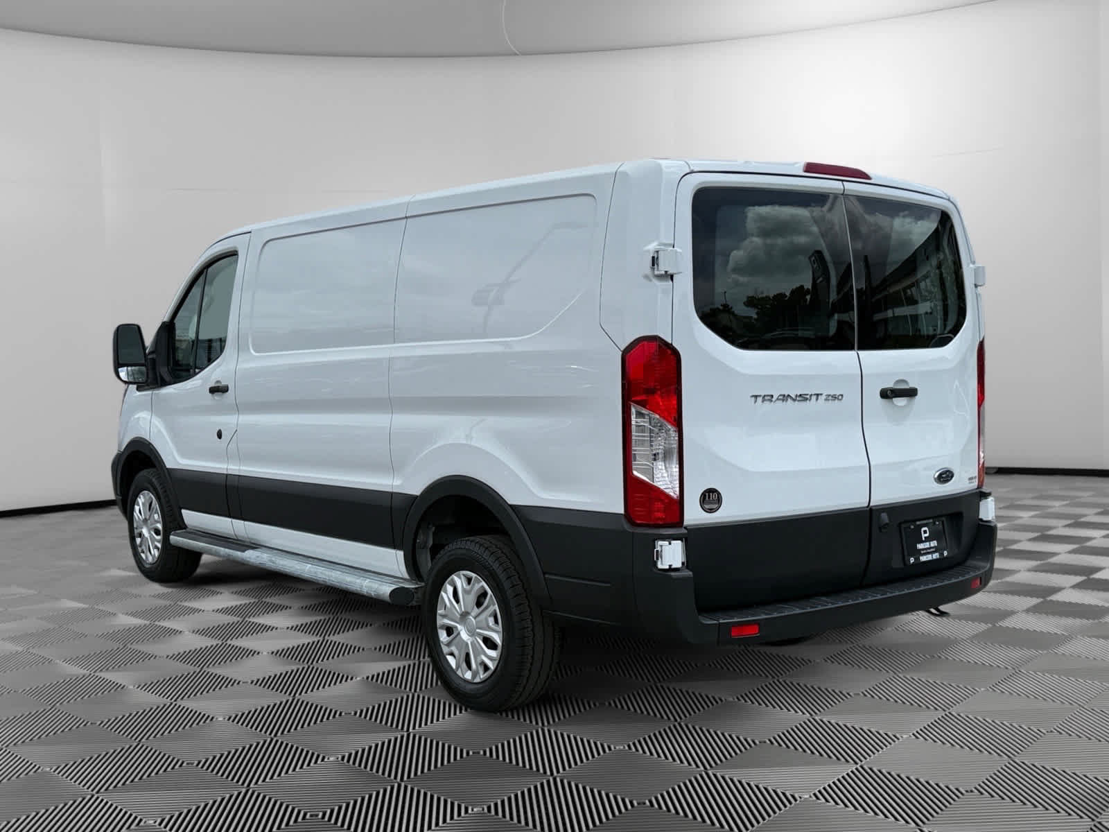 Used 2025 Ford Transit 250 Low Roof w/ Exterior Upgrade Package RWD image 3
