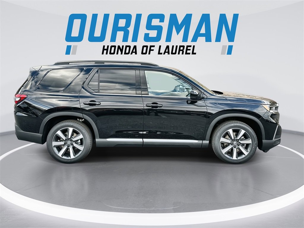 New 2025 Honda Pilot Touring image 9