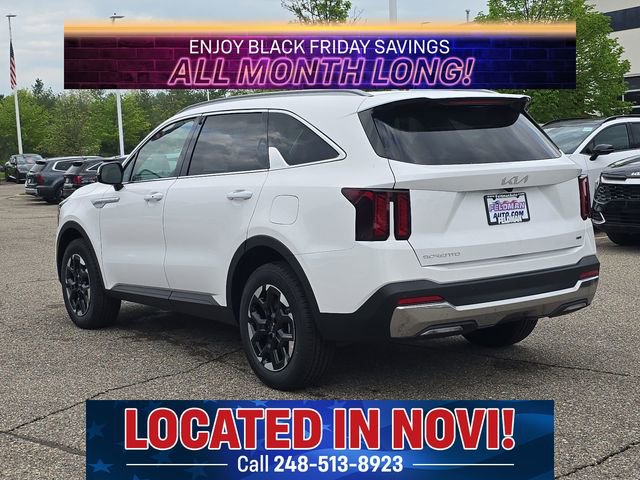 Used 2024 Kia Sorento S w/ Panoramic Sunroof Package image 3