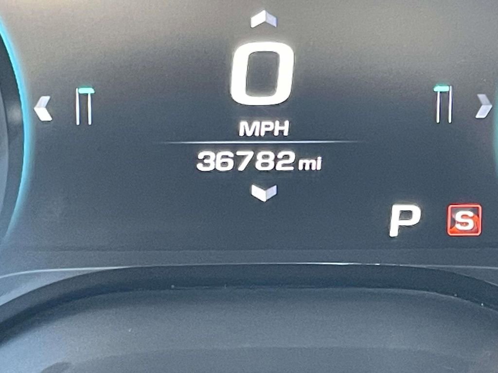 Used 2016 Chevrolet Camaro SS image 29