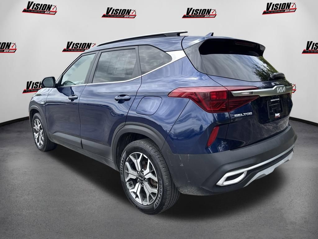 Used 2023 Kia Seltos EX AWD/4WD image 6