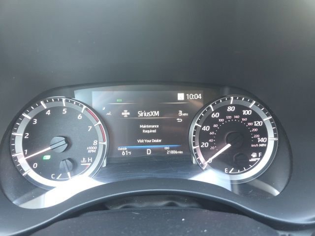 Used 2023 Toyota Highlander XLE FWD image 12