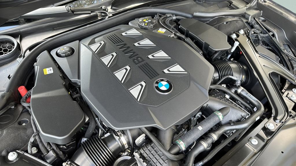 New 2026 BMW 760i xDrive image 28