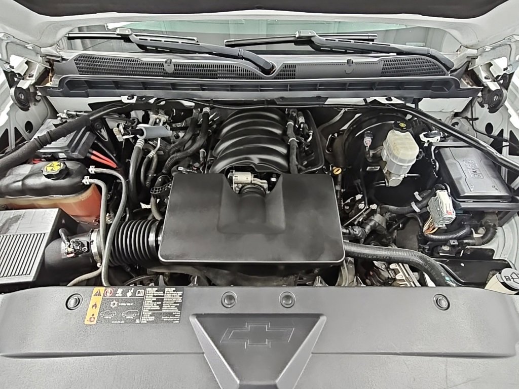 Used 2018 Chevrolet Silverado 1500 LT w/ All Star Edition image 37