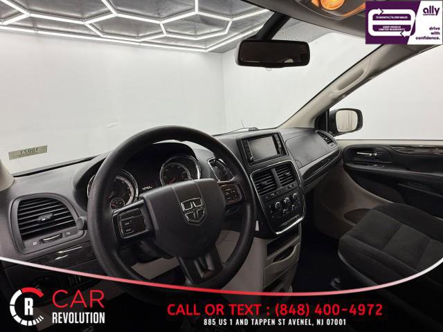 Used 2019 Dodge Grand Caravan SE image 16