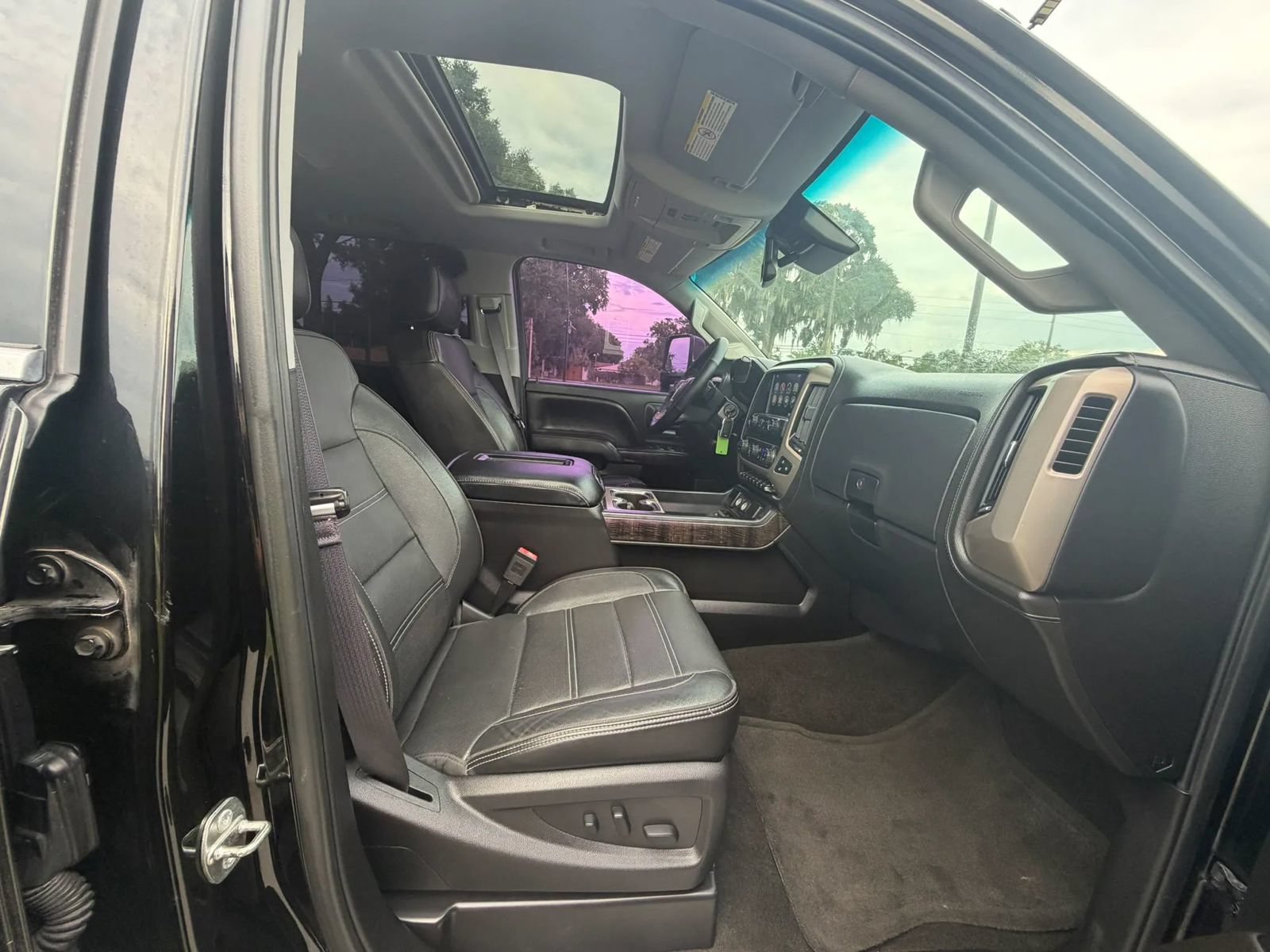 Used 2016 GMC Sierra 2500 Denali w/ Duramax Plus Package AWD/4WD image 16