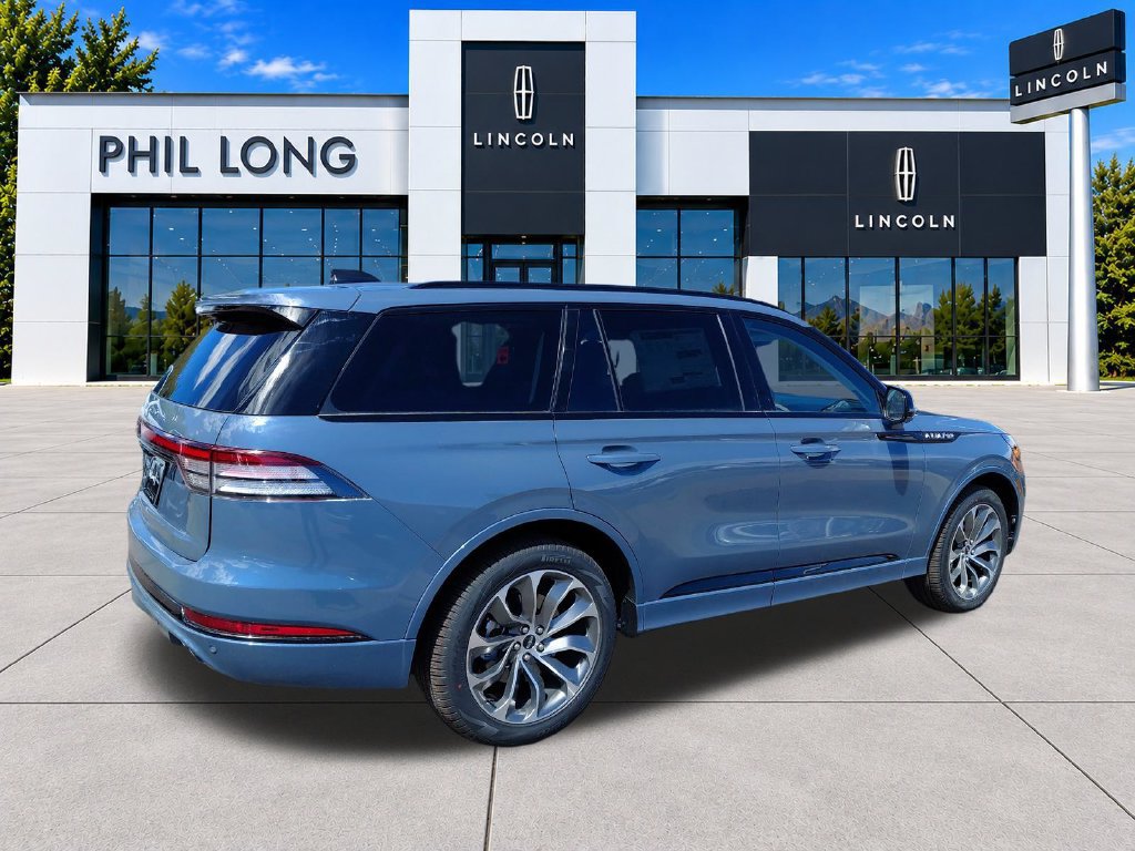 New 2026 Lincoln Aviator AWD w/ Jet Appearance Package image 7