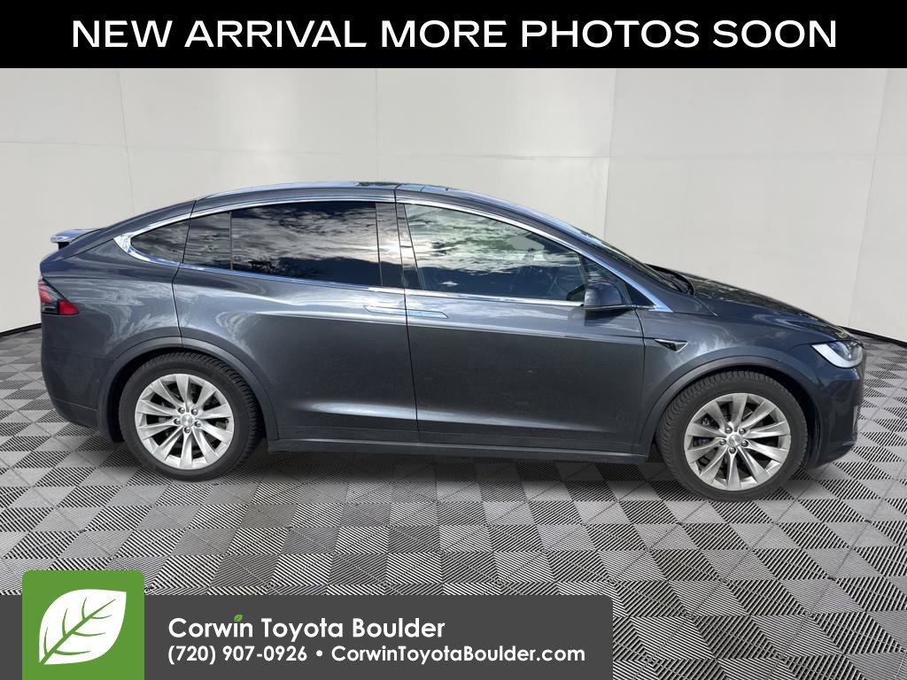 Used 2017 Tesla Model X 90D AWD/4WD image 8