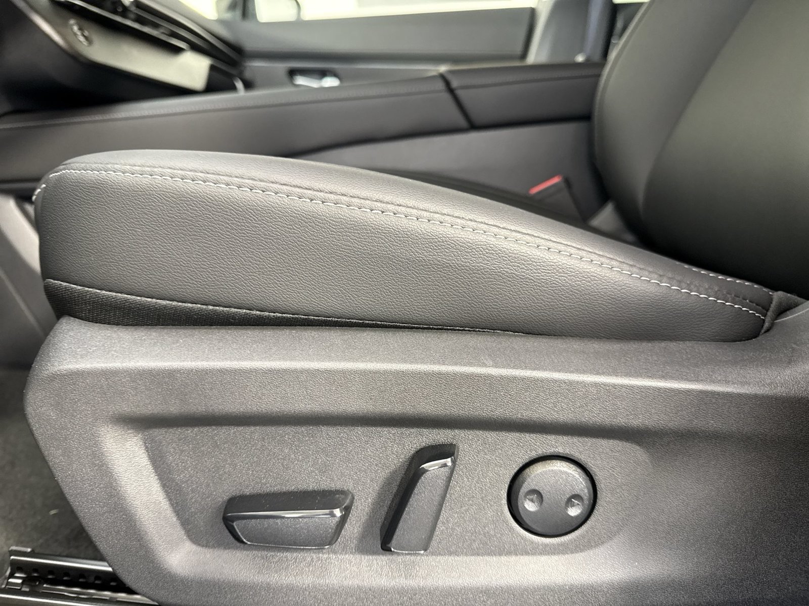 New 2026 Nissan Murano SV AWD/4WD image 20