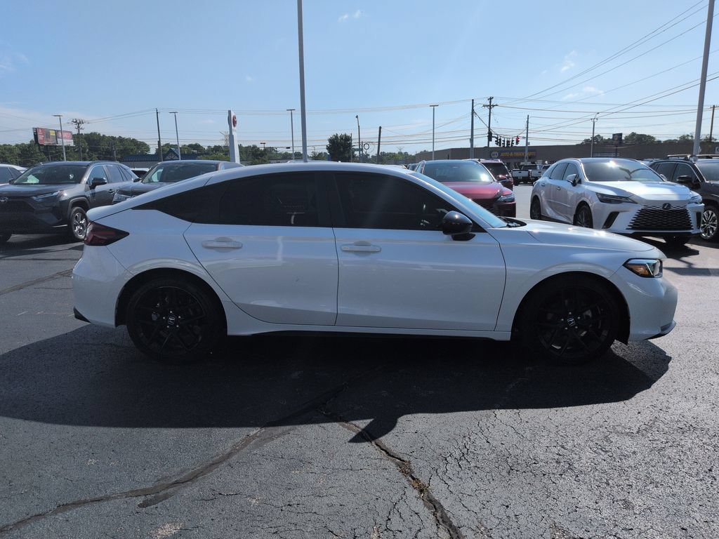 Used 2025 Honda Civic Sport image 6