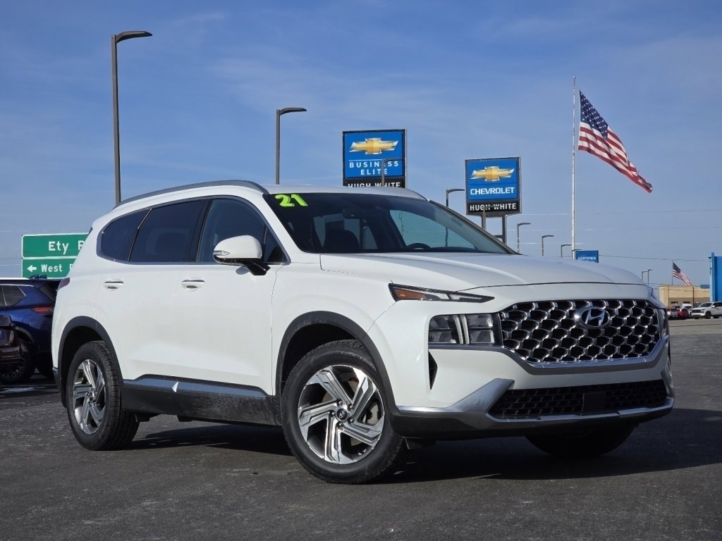 Used 2021 Hyundai Santa Fe SEL w/ Convenience Package image 2