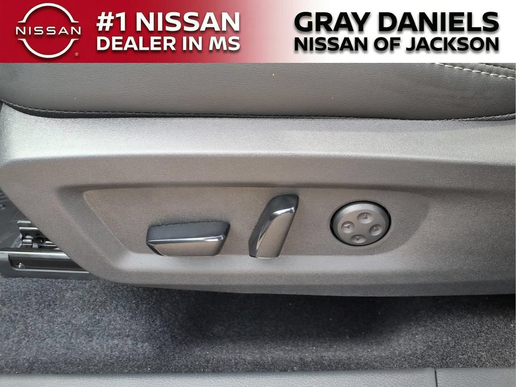 New 2026 Nissan Murano Platinum w/ Cargo Package AWD/4WD image 13