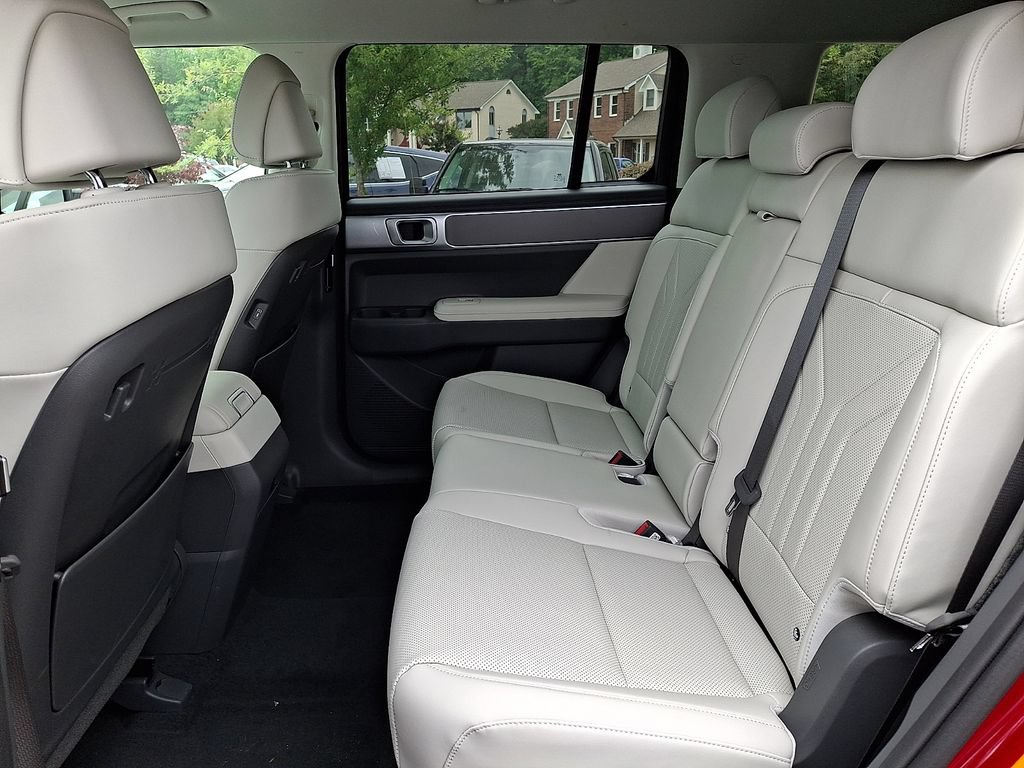 New 2026 Hyundai Santa Fe SEL FWD image 6
