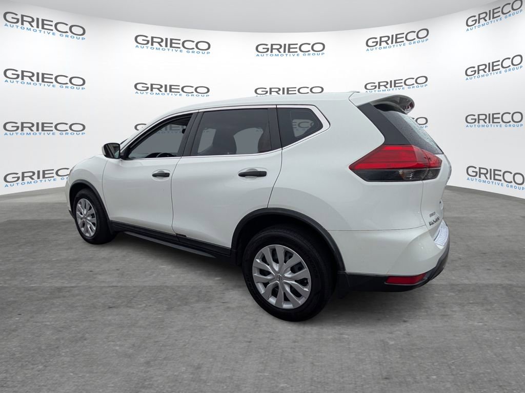 Used 2017 Nissan Rogue S image 5