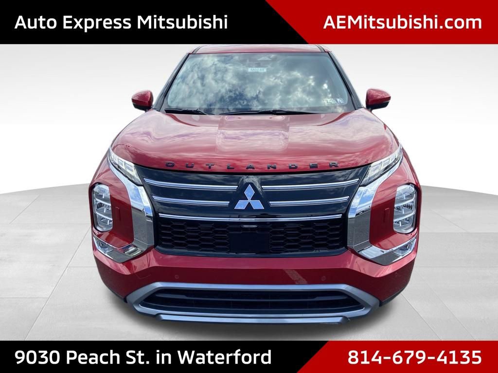 New 2026 Mitsubishi Outlander SE image 2