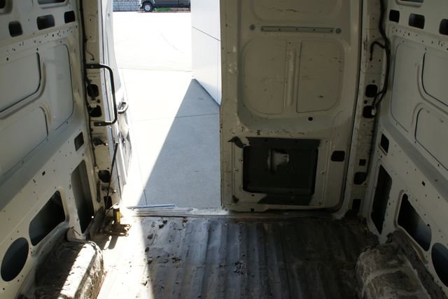 Used 2018 Nissan NV 2500 S image 26